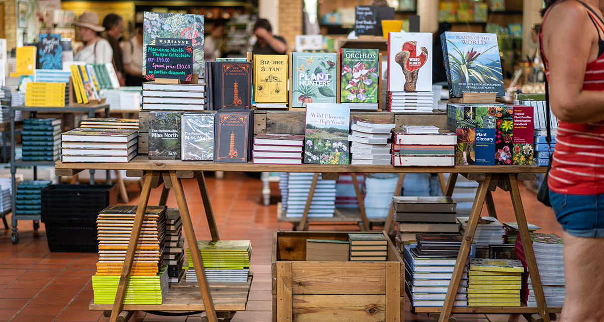 Building a Service Culture — United Booksellers Case Study