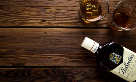 An Introduction to Whiskey Tasting: Tips and Techniques