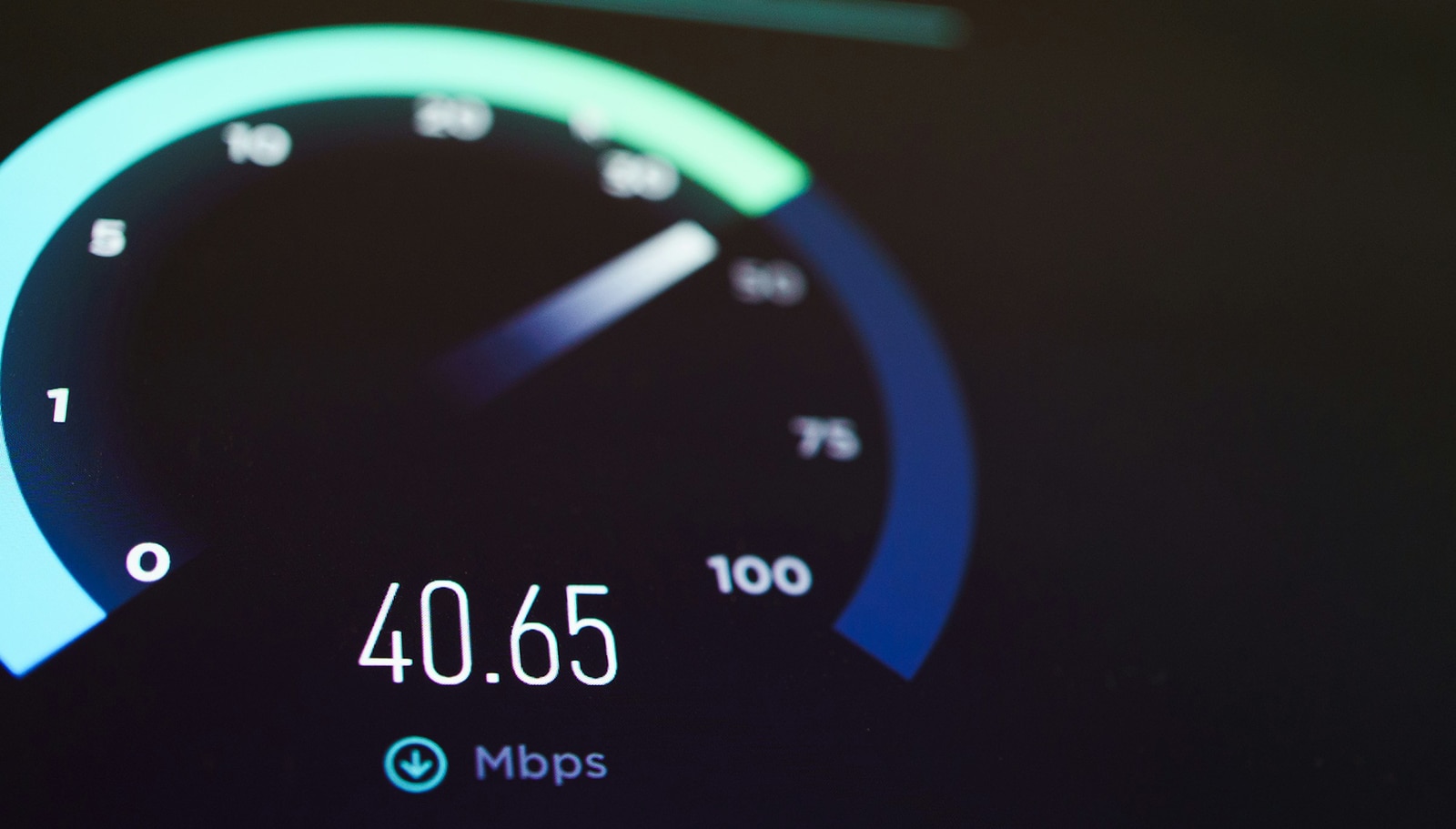 Staying Lean With WordPress: Why Holding Off on Heavy Optimization Plugins Makes Sense Right Now